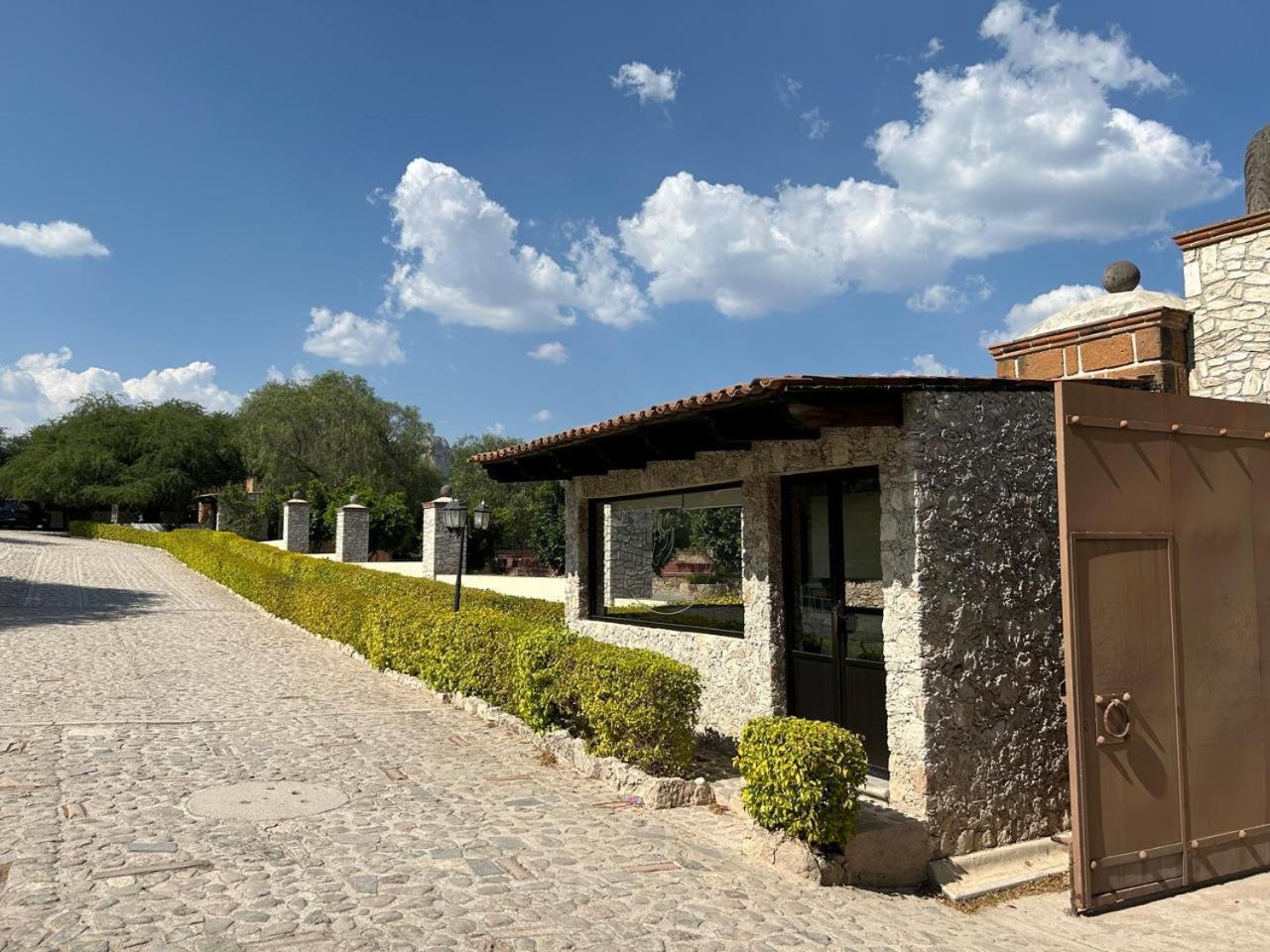 Cabanas, Suites Y Habitaciones Rancho San Jorge Bernal Eksteriør billede