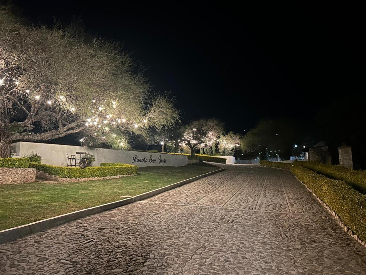 Cabanas, Suites Y Habitaciones Rancho San Jorge Bernal Eksteriør billede